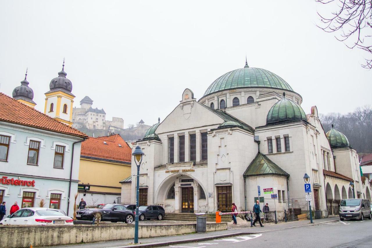 Old Town Apartment Trenčín Dış mekan fotoğraf